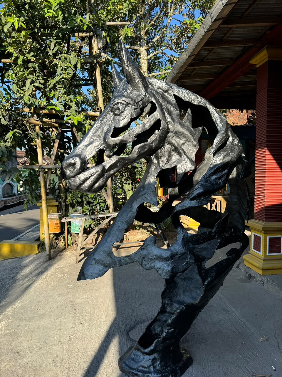 patung tembaga ukirtembaga